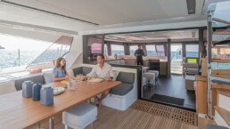 du thuyền Fountaine Pajot Samana 59 Vietyacht Plus