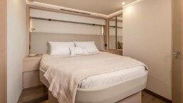 du thuyền Fountaine Pajot Thira 80 Vietyacht Plus
