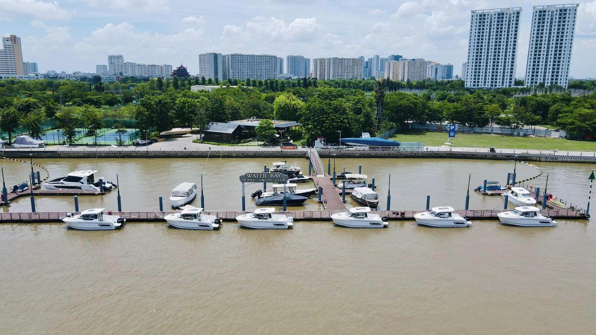 ban du thuyen cu - Vietyacht Plus