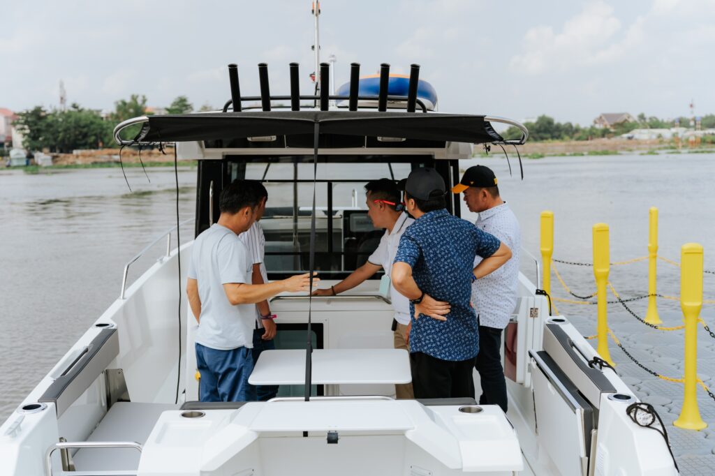 mua ban du thuyen Vietyacht Plus