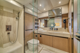 Prestige 690
