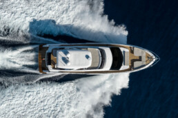 du thuyền Ferretti Yacht 670 new