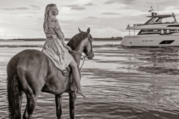 du thuyền ferretti chính hãng tại Việt Nam