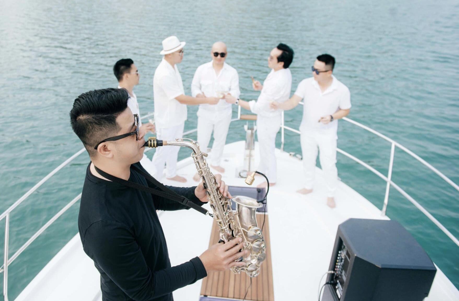 dịch vụ cho thuê du thuyền Vietyacht Plus