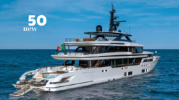 du thuyền Custom Line 50 new