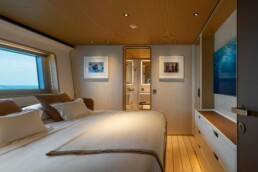 du thuyền Custom Line Navetta 38