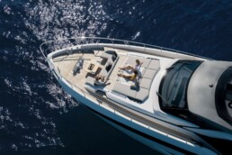 du thuyền Ferretti Yacht 940