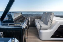 du thuyền Ferretti Yacht 940