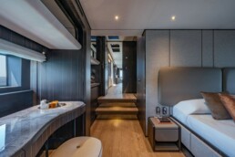 du thuyền Ferretti Yacht 940
