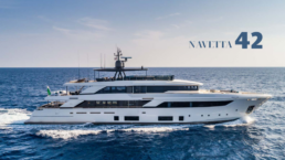 du thuyền Custom Line Navetta 42