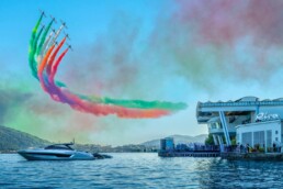 mua bán du thuyền Riva