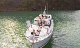 du thuyền cho thuê tại Hạ Long