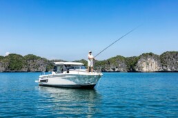 du thuyền cho thuê tại Hạ Long