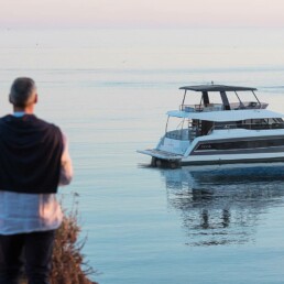 du thuyền nhập khẩu fountaine pajot MY6