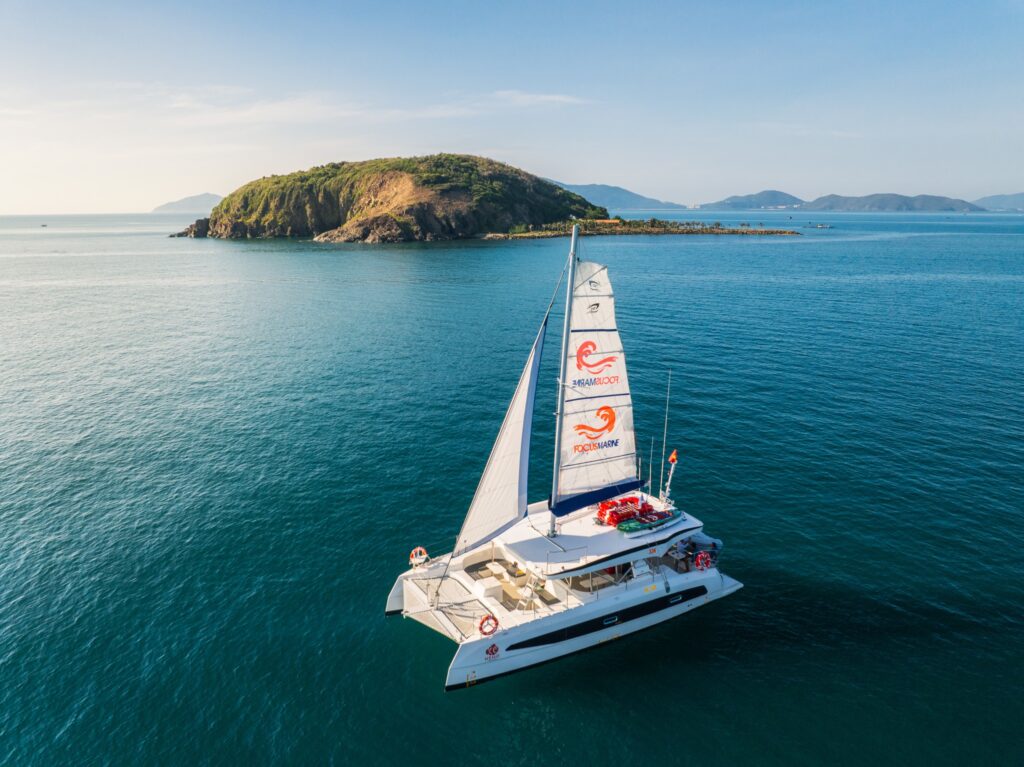 nemo yacht nhatrang