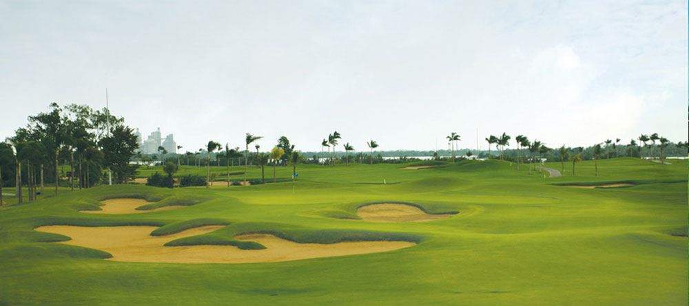 du thuyền cho thuê đi chơi golf