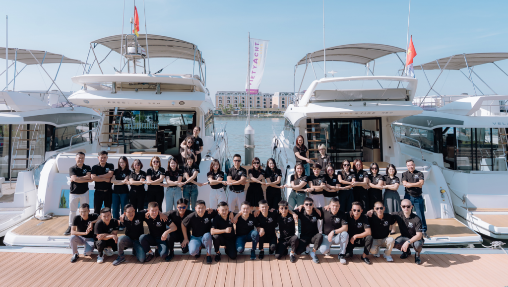 mua bán du thuyền Vietyacht Plus