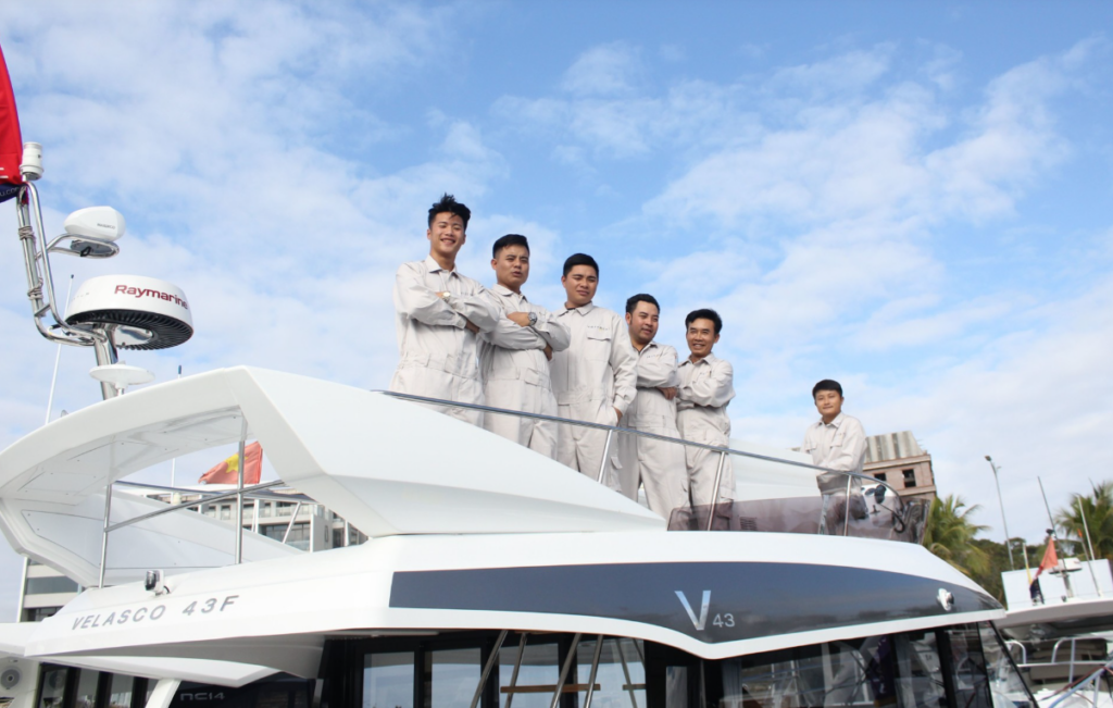 he sinh thai du thuyen Vietyacht Plus