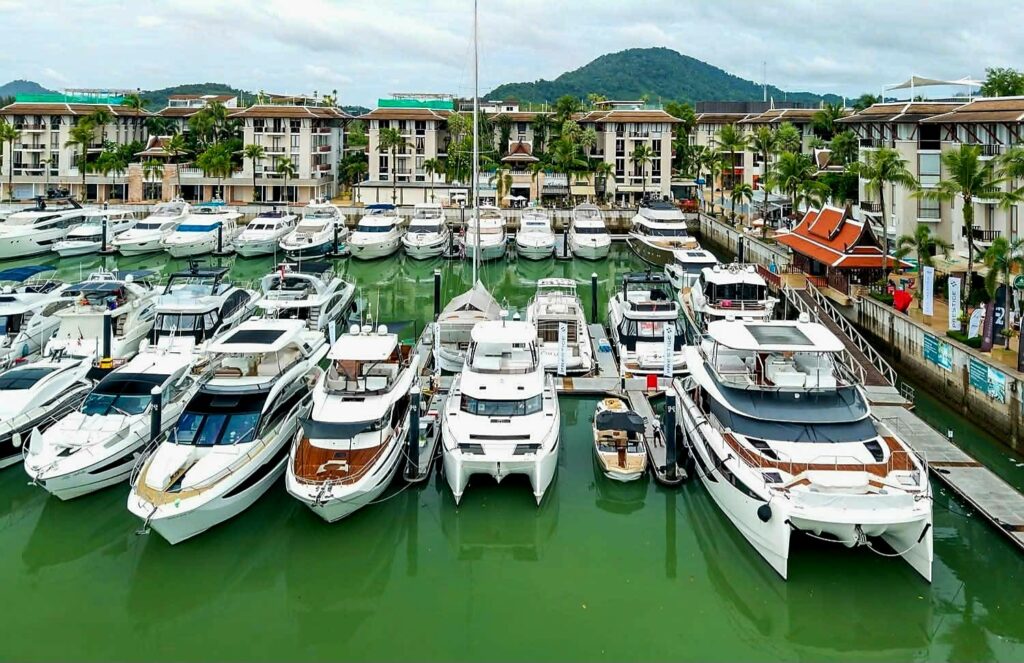 mua bán du thuyen Vietyacht Plus