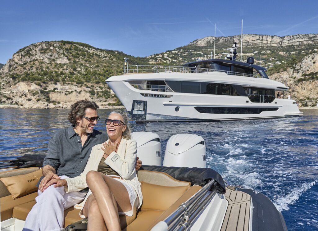 mua ban du thuyen Majesty 100 terrace - Vietyacht Plus