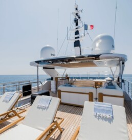 mua ban du thuyen Majesty 120 - Vietyacht Plus