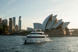 mua ban du thuyen Nomad 101 - Vietyacht Plus