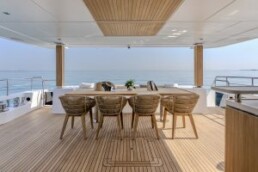 mua ban du thuyen Nomad 101 - Vietyacht Plus