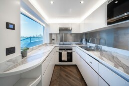 mua ban du thuyen Nomad 101 - Vietyacht Plus