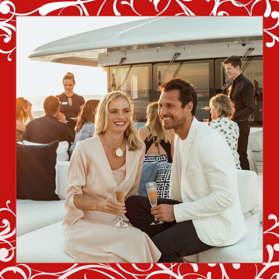 du thuyền Vietyacht Plus - trang phuc