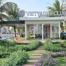 cho thue du thuyen Vietyacht Plus - ben du thuyen Ha Long