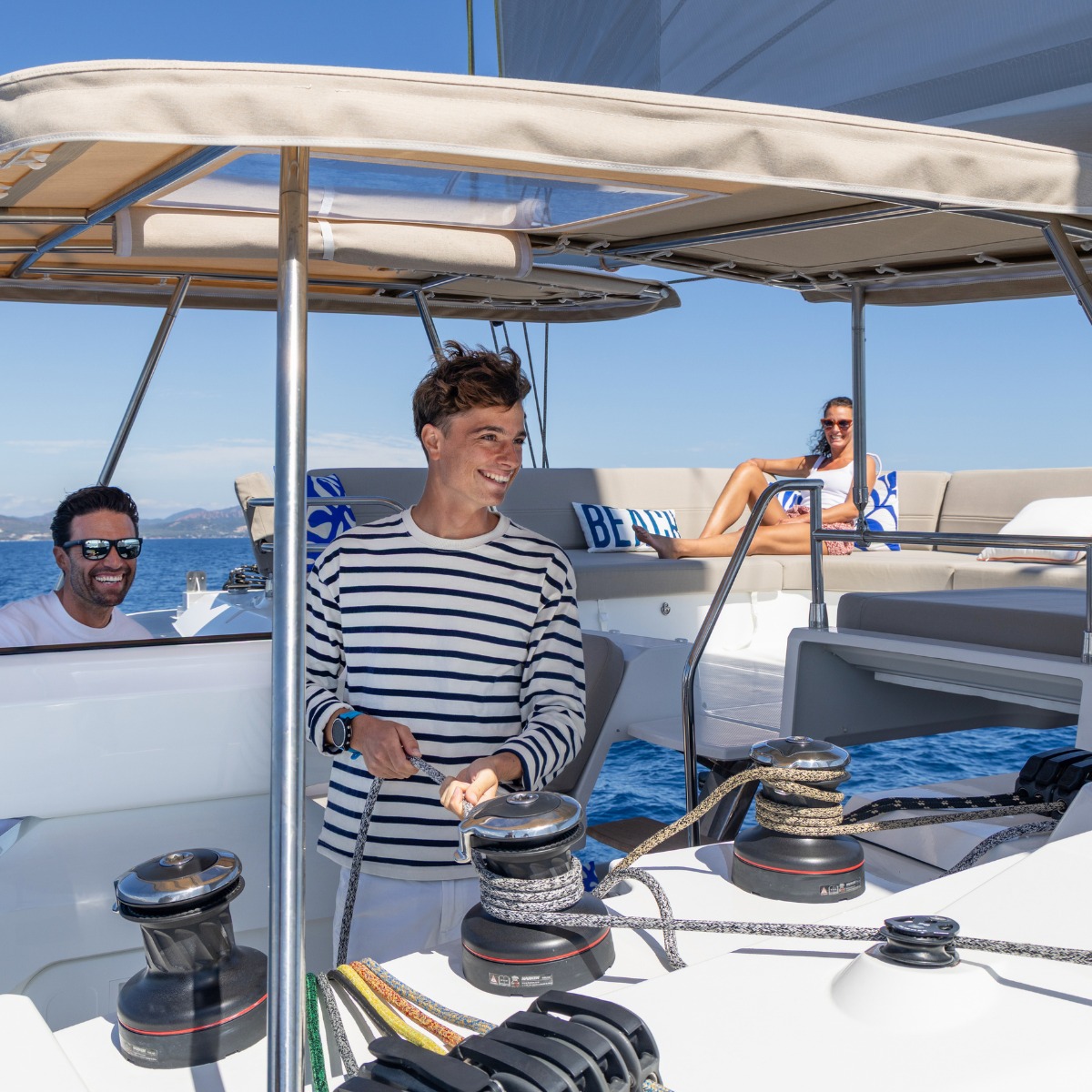 Du thuyền gia đình - Vietyacht Plus