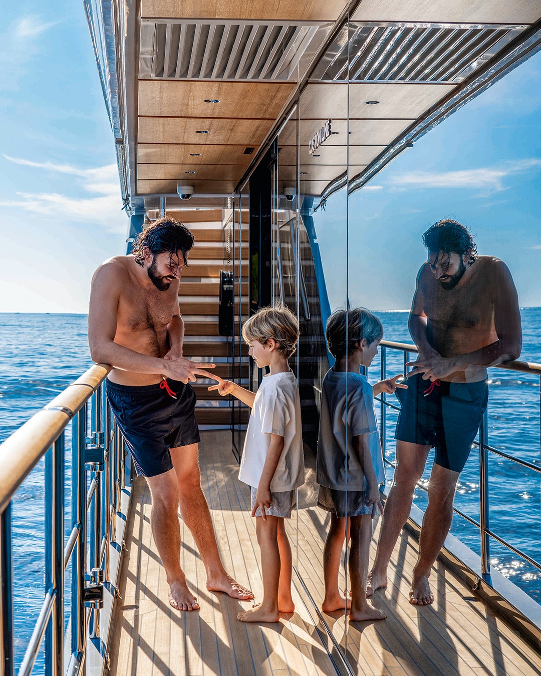 du thuyen gia dinh Custom Line - Vietyacht Plus