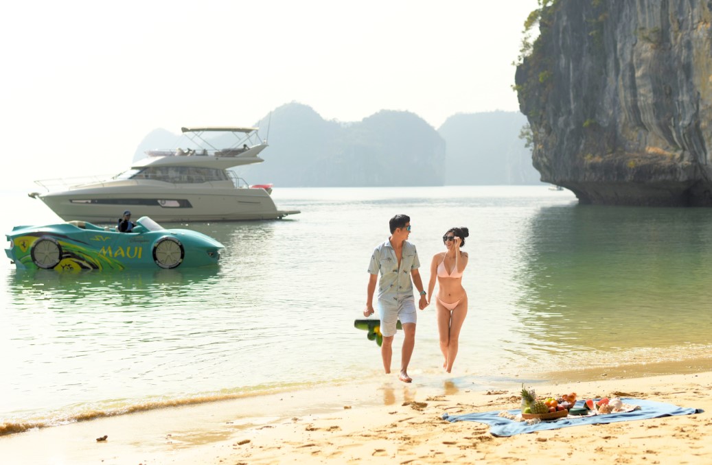 so huu du thuyen tai Viet Nam - cho thue du thuyen Vietyacht Plus - Prestige 460 tai Ha Long