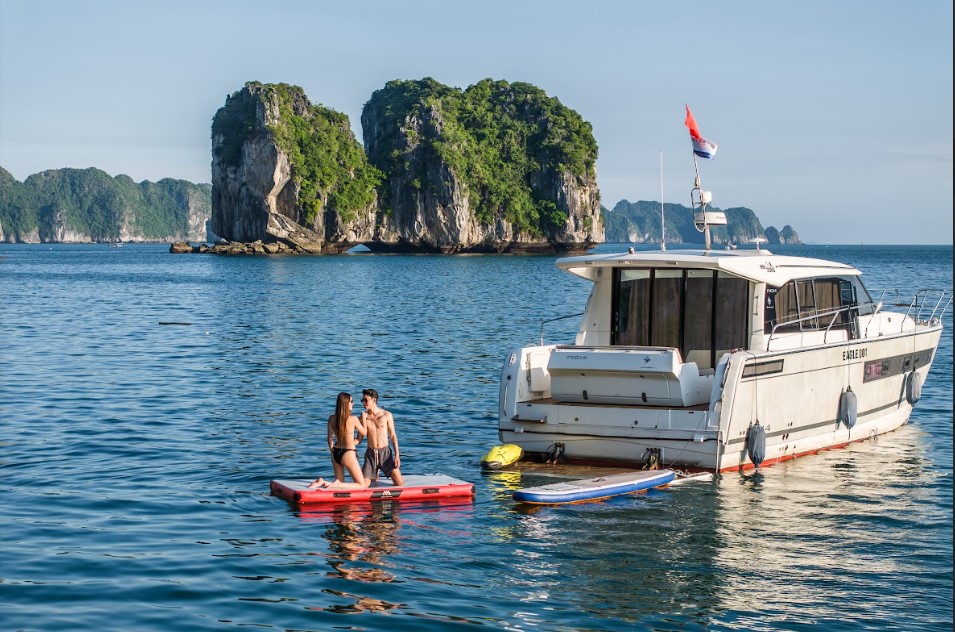 du thuyen ket hop watersport - Vietyacht Plus - Ha Long - seabob