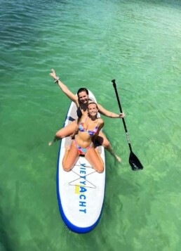 Vietyacht Plus - tour du thuyen Ha Long rieng tu - SUP