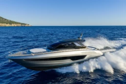 du thuyen Riva 58 Capri - Vietyacht Plus