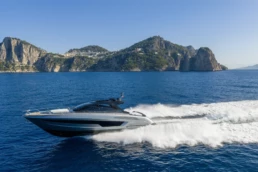 du thuyen Riva 58 Capri - Vietyacht Plus